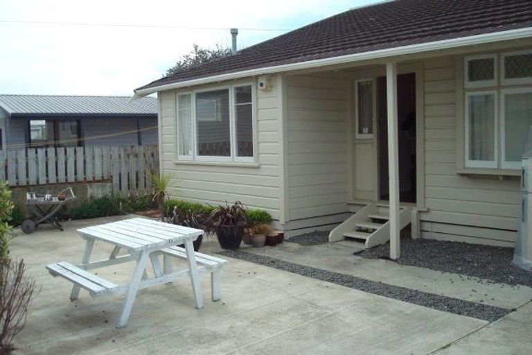 Photo of property in 12a Kauri Street, Miramar, Wellington, 6022