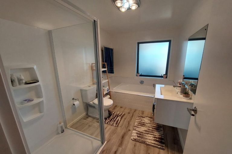 Photo of property in 72 Avanda Avenue, Rolleston, 7615