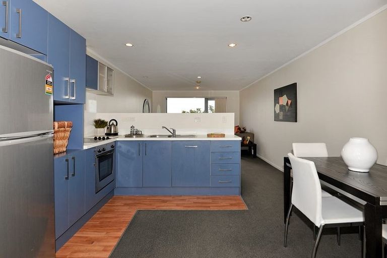 Photo of property in 325/26 Morningside Drive, Morningside, Auckland, 1025