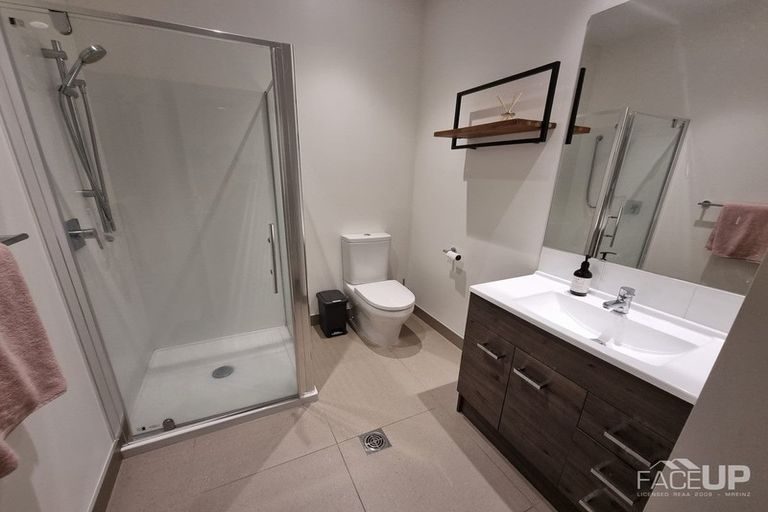 Photo of property in 53 Rangihina Road, Hobsonville, Auckland, 0616