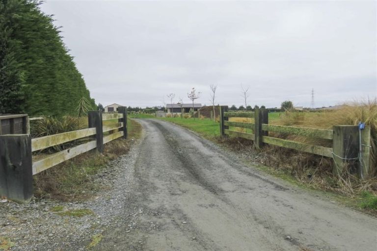 Photo of property in 66 Wilcox Road, Seaward Bush, Invercargill, 9871