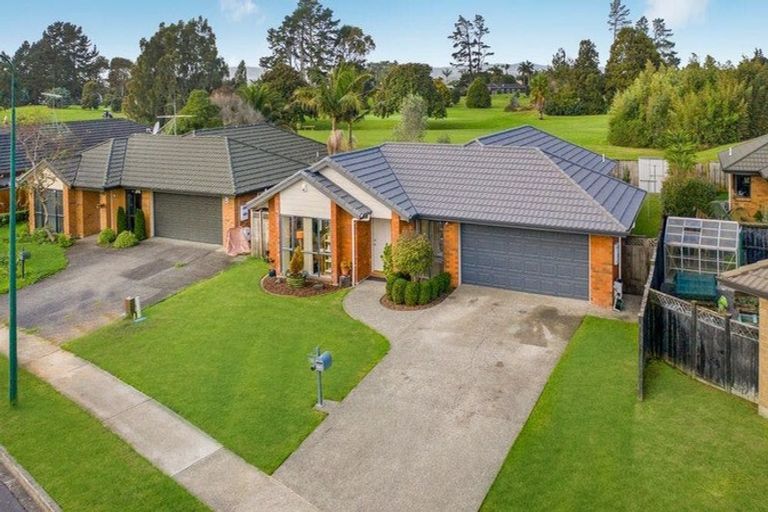 Photo of property in 30 Blackwood Drive, Wattle Downs, Auckland, 2103