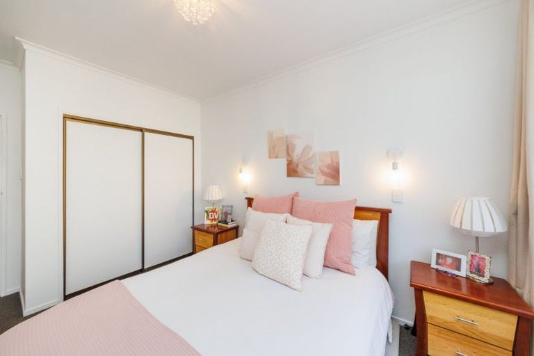 Photo of property in 42a Elmira Avenue, Hokowhitu, Palmerston North, 4410