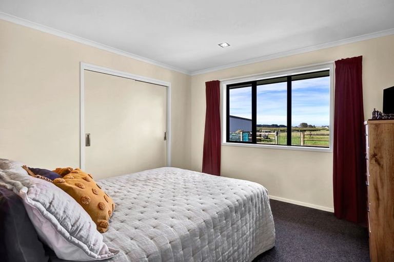 Photo of property in 105 Mawhitiwhiti Road, Normanby, Hawera, 4675