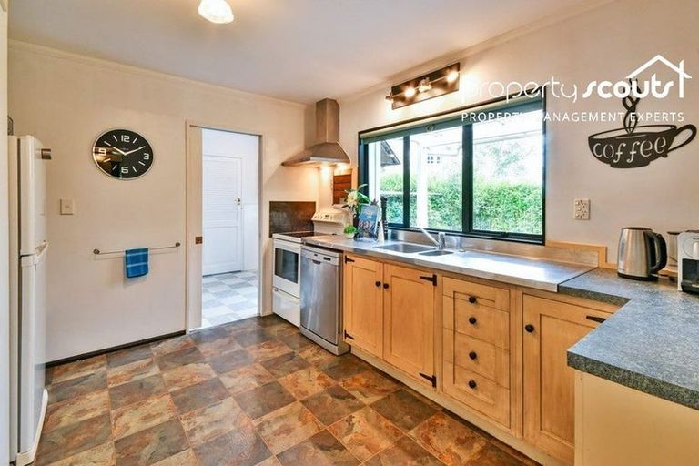 Photo of property in 14 Cameron Place, Drury, 2113