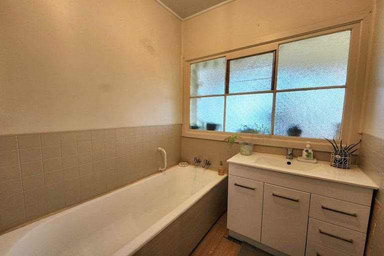 Photo of property in 84 Alexander Street, Greymouth, 7805