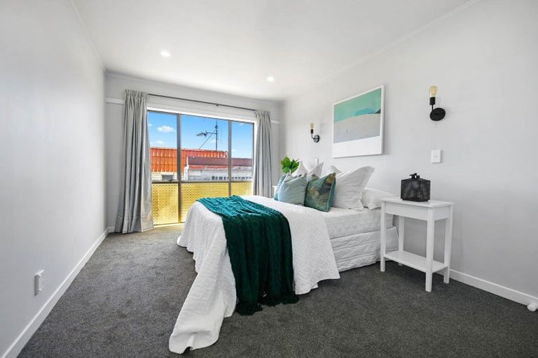 Photo of property in 1 Mahoe Street, Melville, Hamilton, 3206