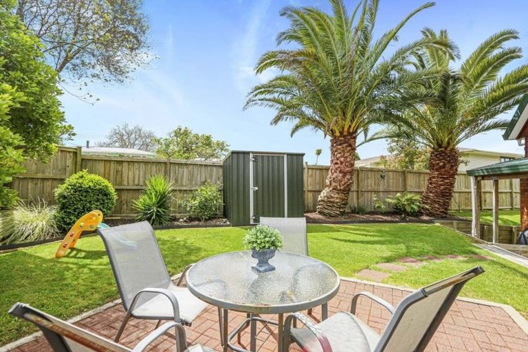 Photo of property in 6a Gills Avenue, Papakura, 2110