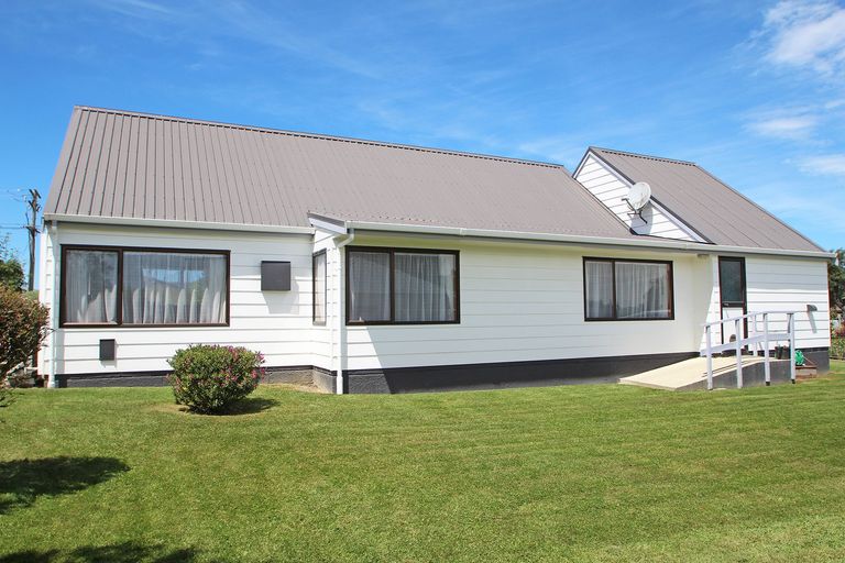 Photo of property in 1 Grove Avenue, Weston, Oamaru, 9401