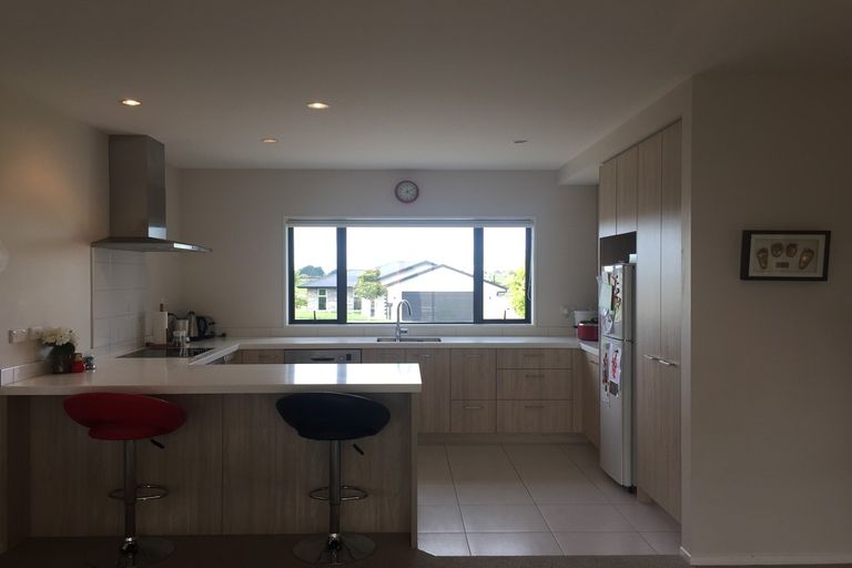 Photo of property in 18 Pyne Crescent, Pokeno, 2402