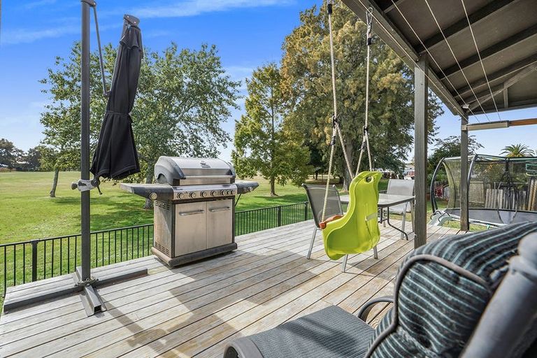 Photo of property in 74a Kahikatea Drive, Melville, Hamilton, 3206