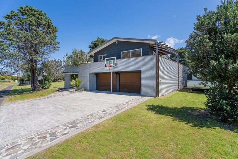 Photo of property in 6 Bell Road, Pauanui, Hikuai, 3579