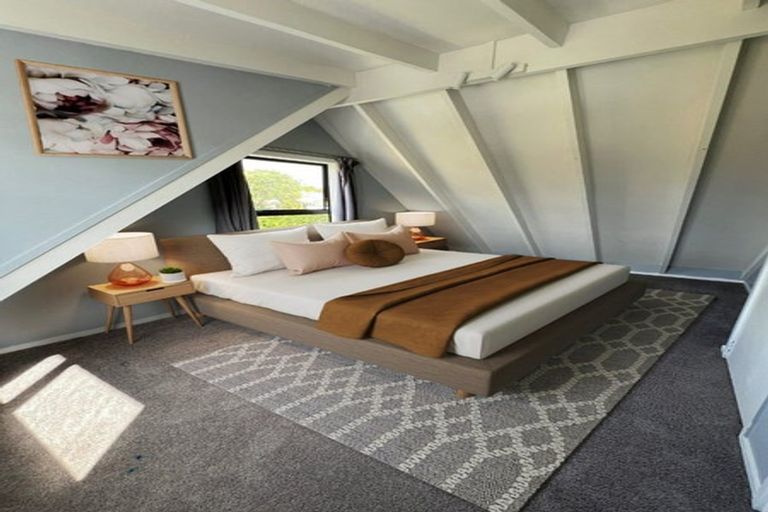 Photo of property in 1/62 Beresford Street, Bayswater, Auckland, 0622