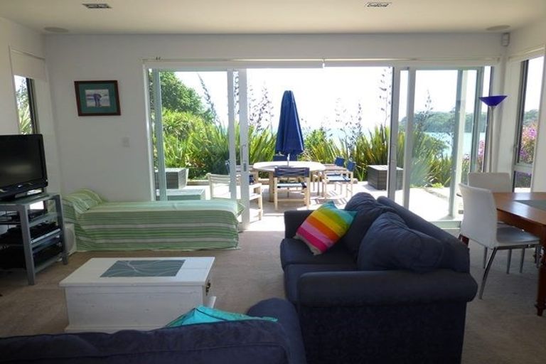 Photo of property in 10 Claude Road, Stanmore Bay, Whangaparaoa, 0932