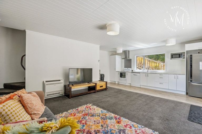 Photo of property in 16 Cosy Dell Road, North Dunedin, Dunedin, 9016