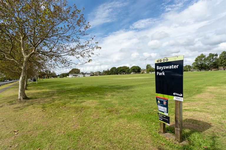 Photo of property in 93a Bayswater Avenue, Bayswater, Auckland, 0622