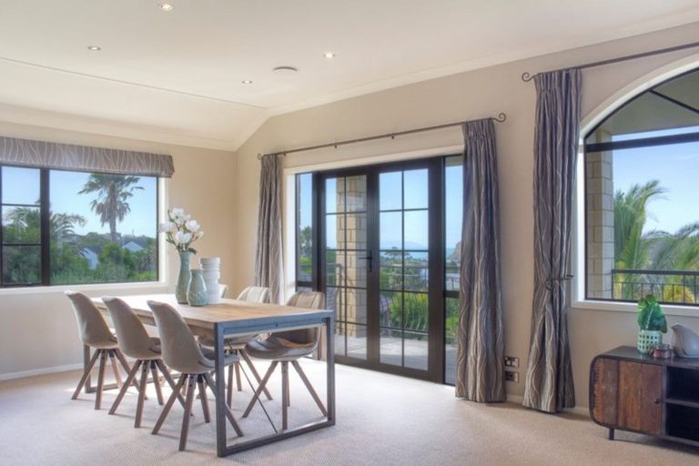 Photo of property in 10 Clansman Terrace, Gulf Harbour, Whangaparaoa, 0930