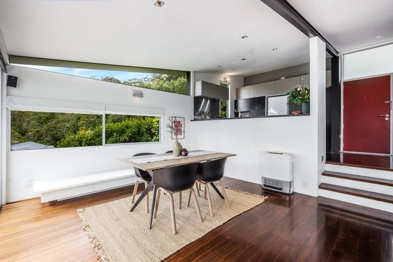 Photo of property in 124 Townsend Road, Miramar, Wellington, 6022