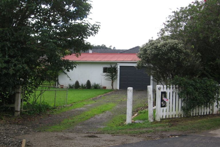 Photo of property in 17 Church Street, Swanson, Auckland, 0612