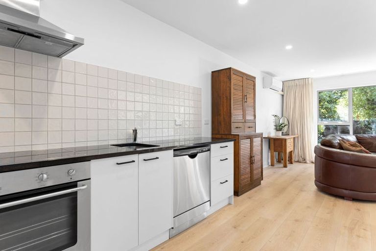 Photo of property in 4/100 Papanui Road, Merivale, Christchurch, 8014