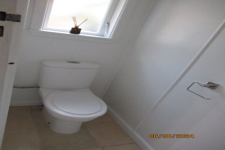 Photo of property in 19 Walmsley Road, Mangere, Auckland, 2022