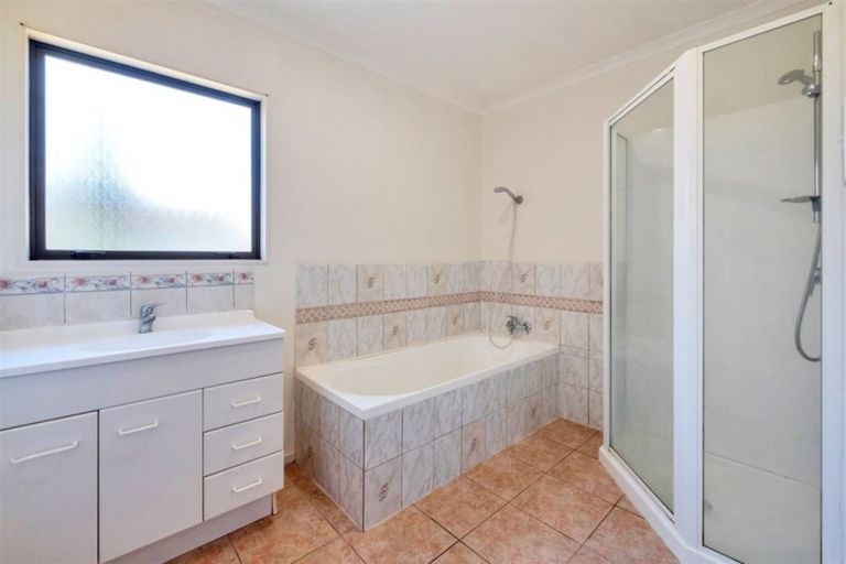 Photo of property in 39b Metcalfe Road, Ranui, Auckland, 0612