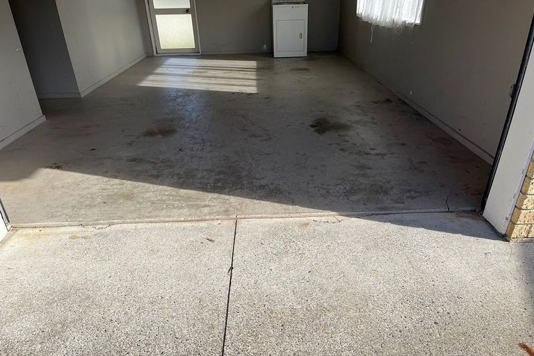 Photo of property in 3a Doment Crescent, Orewa, 0931