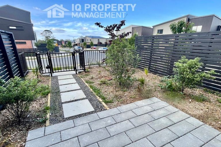 Photo of property in 37 Selo Street, Glen Eden, Auckland, 0602