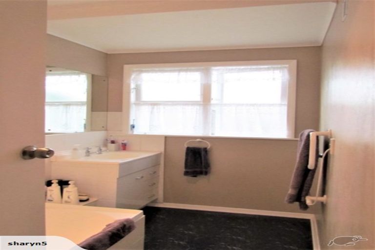 Photo of property in 7 Coleman Street, Paraparaumu, 5032