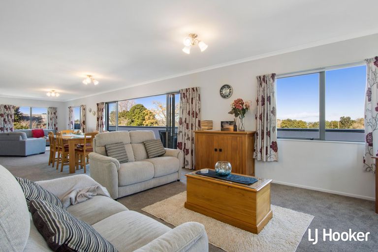 Photo of property in 128a Athenree Road, Athenree, Katikati, 3177