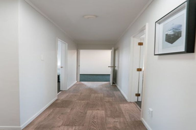 Photo of property in 1/50 Wellington Street, Howick, Auckland, 2014