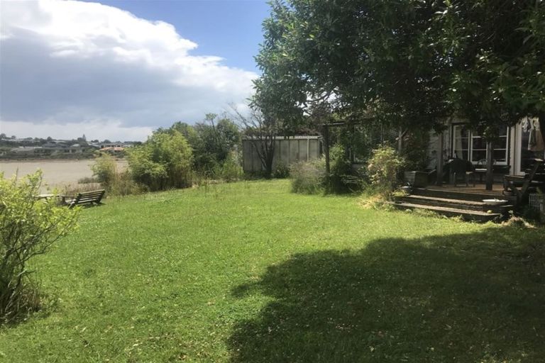 Photo of property in 42 Tahi Street, Mapua, 7005