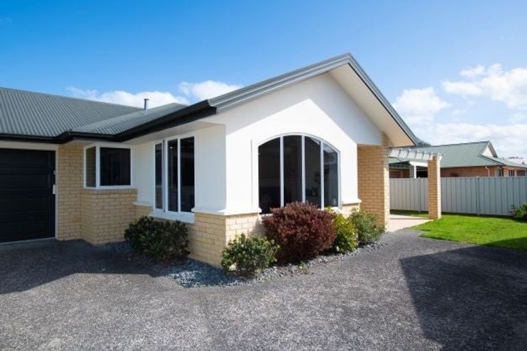 Photo of property in 38 Potae Avenue, Lytton West, Gisborne, 4010