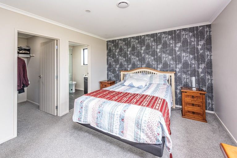 Photo of property in 39 Magnolia Crescent, Tawhero, Whanganui, 4501