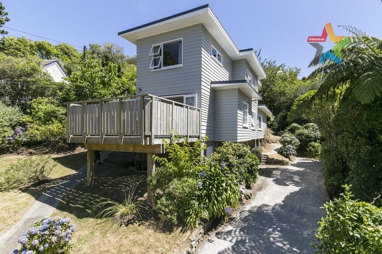 Photo of property in 57 Makara Road, Karori, Wellington, 6012