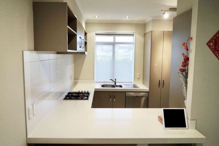 Photo of property in 100 Flat Bush School Road, Flat Bush, Auckland, 2019