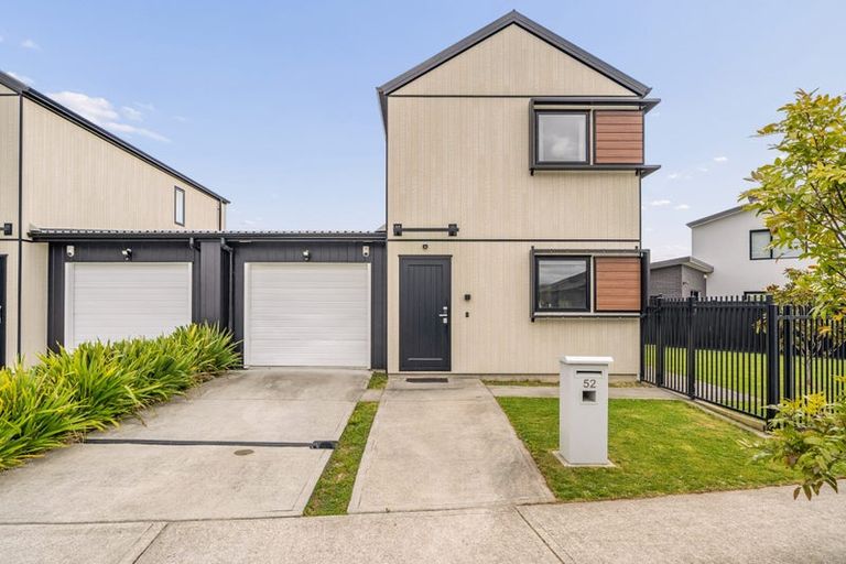 Photo of property in 52 Mawai Hakona Drive, Wallaceville, Upper Hutt, 5018