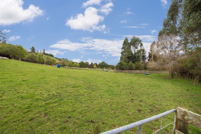 Photo of property in 66 Kereru Drive, Turitea, Palmerston North, 4472
