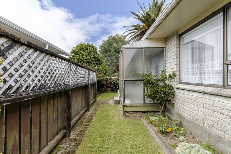 Photo of property in 11b Rawhiti Street, Vogeltown, New Plymouth, 4310