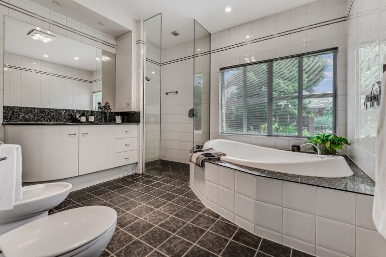 Photo of property in 11 River Oaks Place, Pukete, Hamilton, 3200