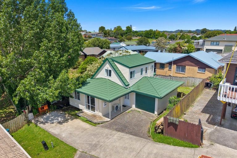 Photo of property in 2/30 Forest Hill Road, Henderson, Auckland, 0612
