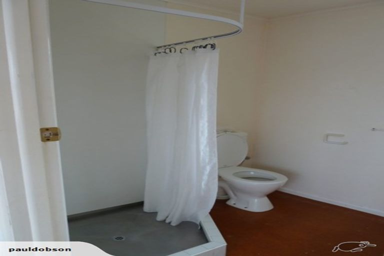 Photo of property in 15 Linwood Avenue, Forrest Hill, Auckland, 0620