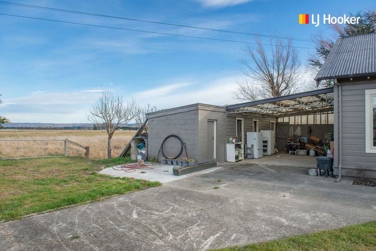 Photo of property in 6189 Middlemarch-sutton Road, Middlemarch, 9597