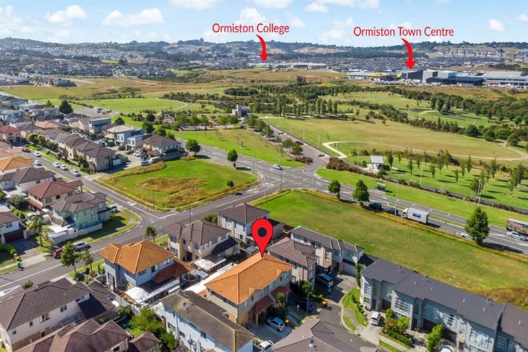 Photo of property in 13 Bushpark Place, Flat Bush, Auckland, 2016