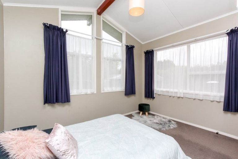 Photo of property in 14 Konini Street, Inglewood, 4330