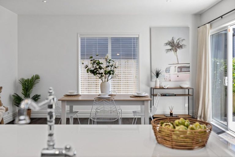 Photo of property in 5 Astelia Lane, Papamoa Beach, Papamoa, 3118