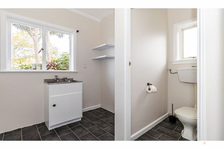 Photo of property in 6 Michael Street, Waimate, 7924