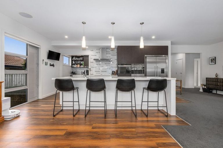 Photo of property in 29 Okarito Avenue, Levin, 5510