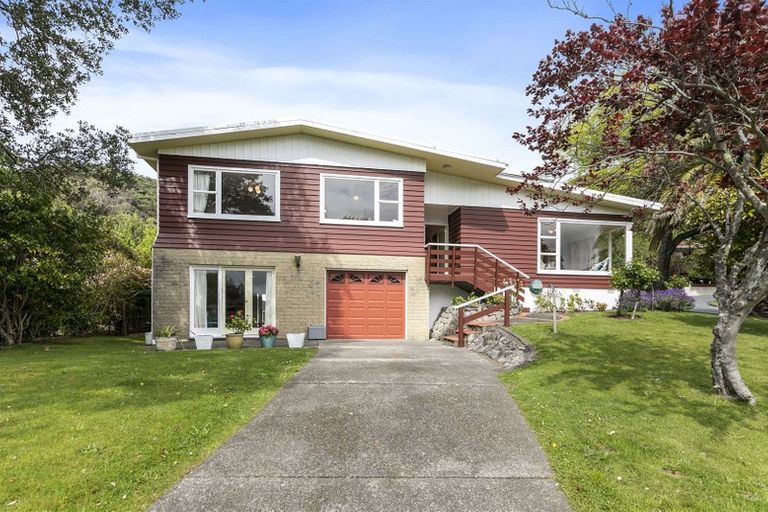 Photo of property in 11 Cleary Street, Waterloo, Lower Hutt, 5011