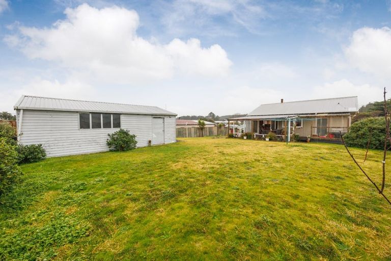 Photo of property in 20 Barling Street, Himatangi Beach, Foxton, 4891
